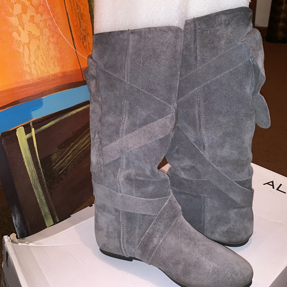 Gray Suede Boots - image 3
